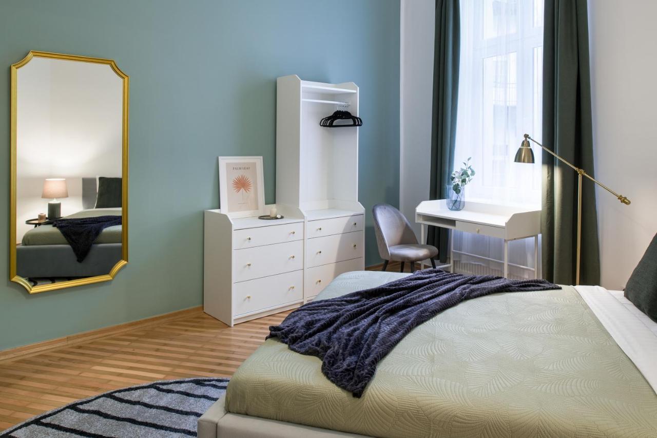 Appartement Wawelove Pilsudskiego - 3 Bedroom Apt. With Balcony And Free Parking! Krakau