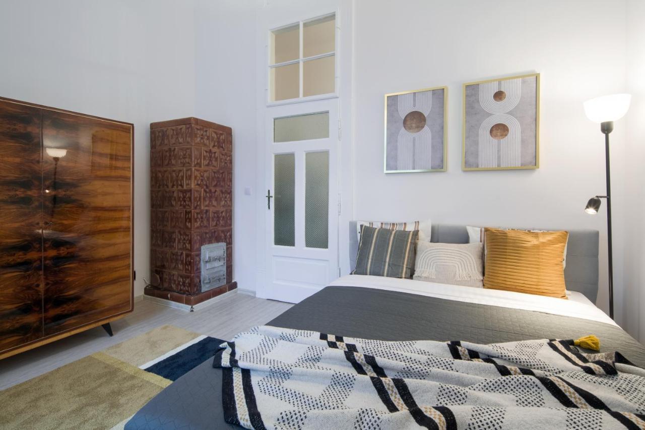 Wawelove Pilsudskiego - 3 Bedroom Apt. With Balcony And Free Parking! Appartement Krakau