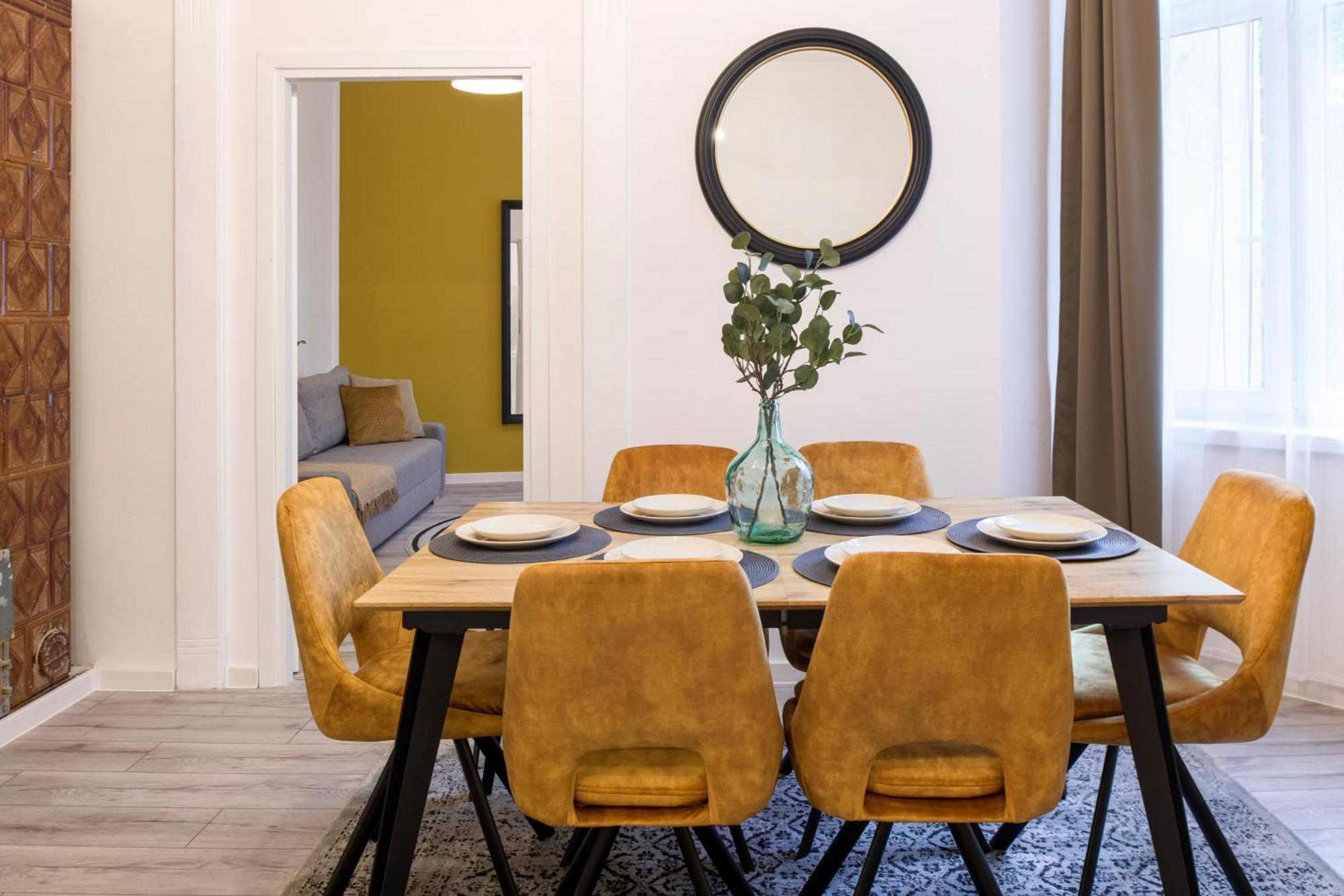 Appartement Wawelove Pilsudskiego - 3 Bedroom Apt. With Balcony And Free Parking! Krakau